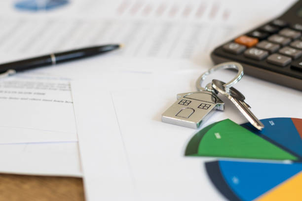 istock financial calculations for home 1171920378