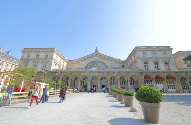 Paris, France, Crowd Passengers Waiting Inside French Train Station, Gare du Nord, High Angle