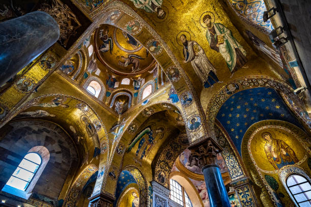 interno della chiesa di la martorana a palermo, sicilia, italia - 3445 foto e immagini stock