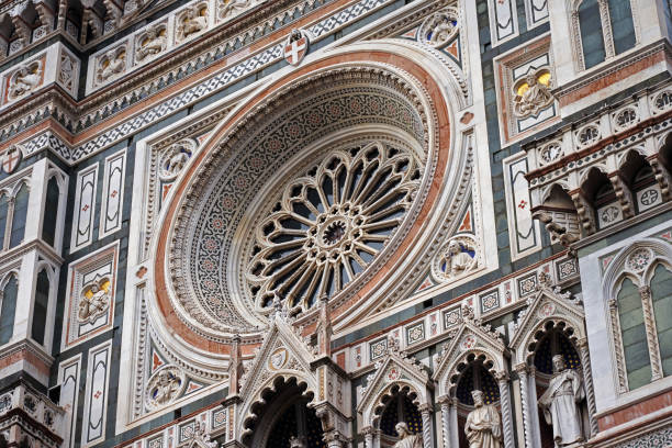 florence cathedral - rose window florence italy cathedral tuscany imagens e fotografias de stock