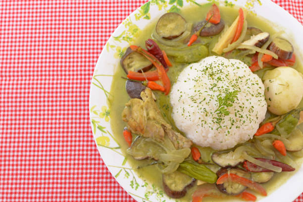 istock Delicious green curry and rice 1171983074