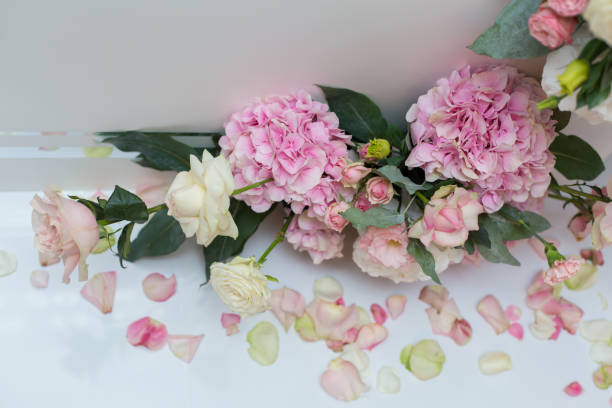 Flores Para El Arco De Boda - Banco de fotos e imágenes de stock - iStock Flores Para El Arco De Boda - Banco de fotos e imágenes de stock - iStock