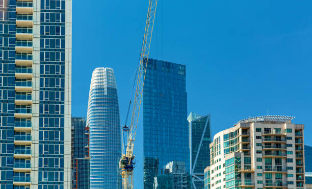 istock Downtown San Francisco skyline buildings 1172073355