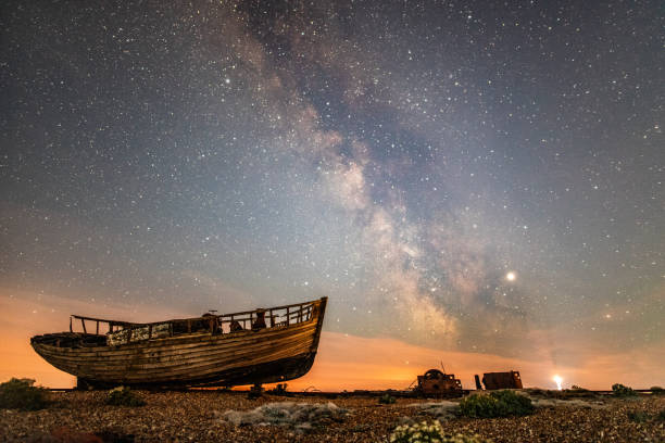 istock Fishing boat under the stars 1172079697
