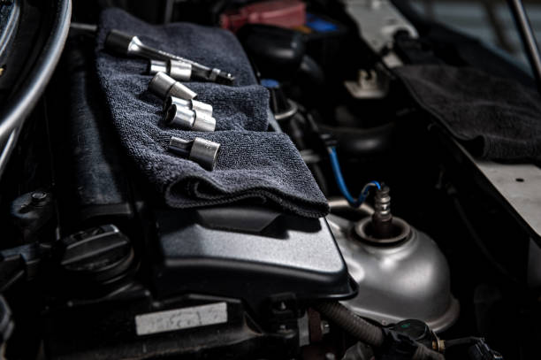 istock Auto service business concept. Car fix equipment. 1172096583