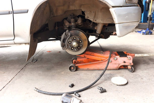 istock The car on maintenance 2 1172118818