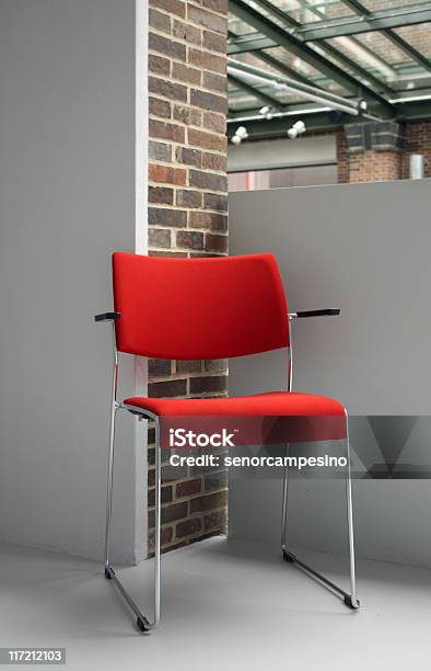 Foto de Cadeira e mais fotos de stock de Arquitetura - Arquitetura, Arte, Assento