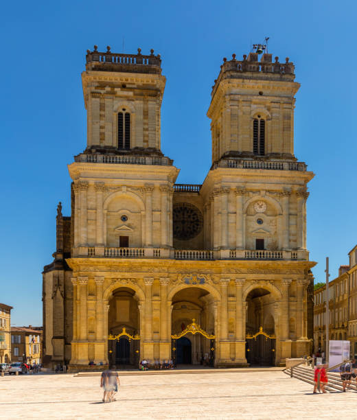 istock Cathedral in Auch, France 1172167810