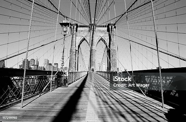 Brooklyn Web - Fotografie stock e altre immagini di Bianco - Bianco, Colore nero, Ponte di Brooklyn