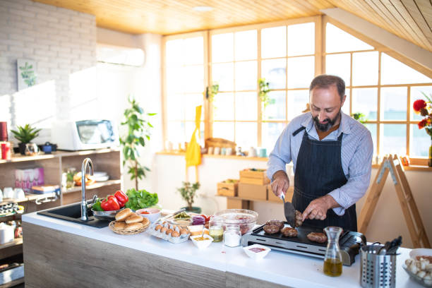 istock I'm hungry for something  delicious 1172194171