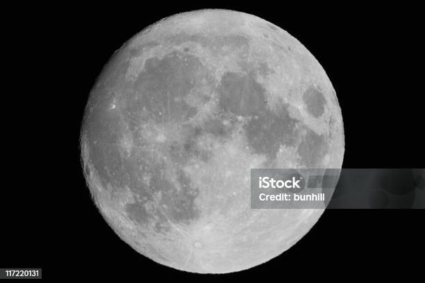 Luna Llena Foto de stock y más banco de imágenes de Astrofotografía - Astrofotografía, Luna - Satélite terrestre, Superficie lunar