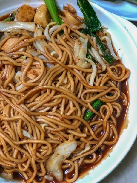 istock Traditinal NyoNya style fried noodle 1172213515