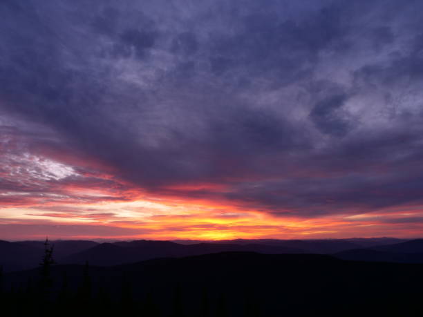 istock sunsets and painted skies 1172233479