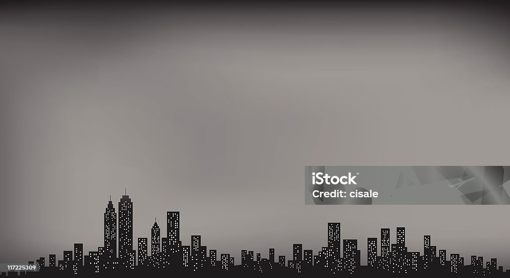 Z widokiem na panoramę miasta z ciemny i pochmurny zimowy niebo w nocy - Grafika wektorowa royalty-free (Bez ludzi)