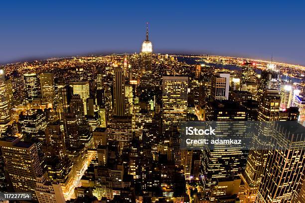 Horizonte De Nova Iorque - Fotografias de stock e mais imagens de Admirar a Vista - Admirar a Vista, Amarelo, Ao Ar Livre