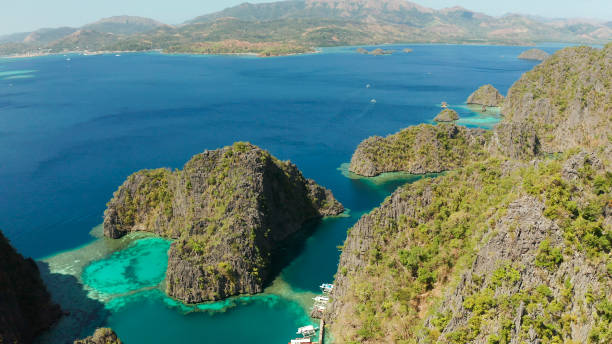 istock Seascape with lagoons and turquoise water 1172321861