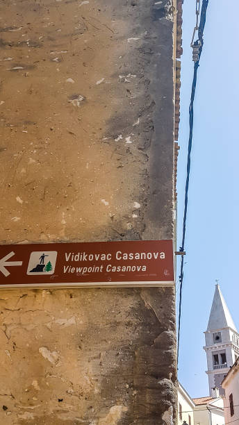 istock Vrsar - A sign leading to Casanova viewing point 1172563489