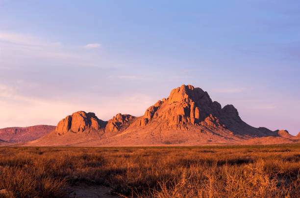 formación rock norte de la cordillera de florida, nuevo méxico. - desierto chihuahua fotografías e imágenes de stock