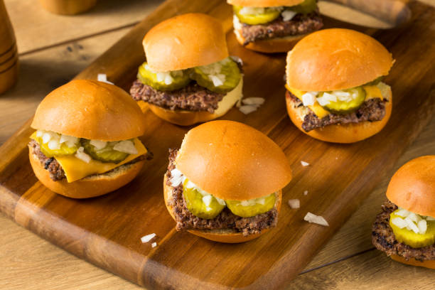 istock Homemade Beef Cheeseburger Sliders 1172585057