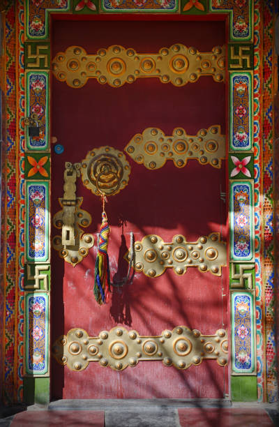 istock Tibetan decorated door 1172605146