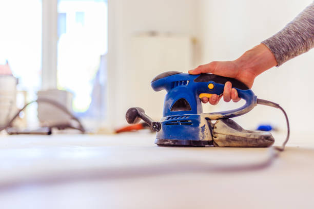 istock Renovating at home: sander tool for refreshing and grinding the wooden parquet floor 1172654333