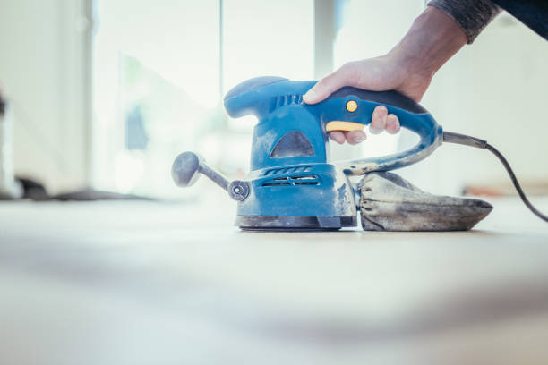 istock Renovating at home: sander tool for refreshing and grinding the wooden parquet floor 1172656241