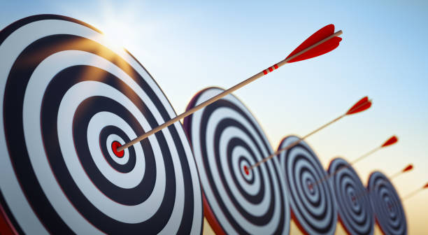 golpe - dartboard dart bulls eye scoring fotografías e imágenes de stock