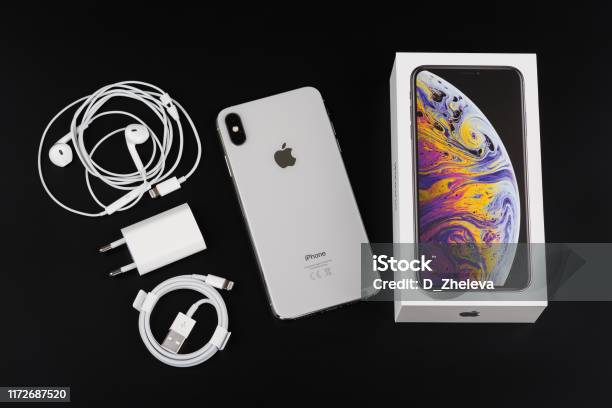 Apple Iphone Xs Max Silver On Black Background Back View Charger Earpods  And Adapter Accessories Stock Photo - Download Image Now - iStock
