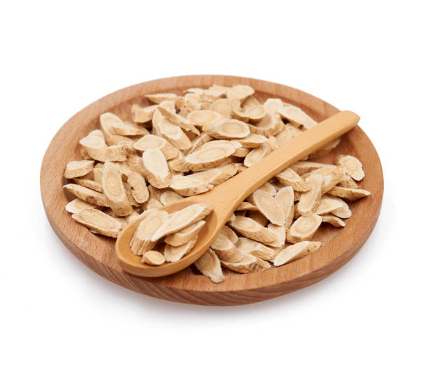 istock Chinese Herbal medicine on white background 1172711821