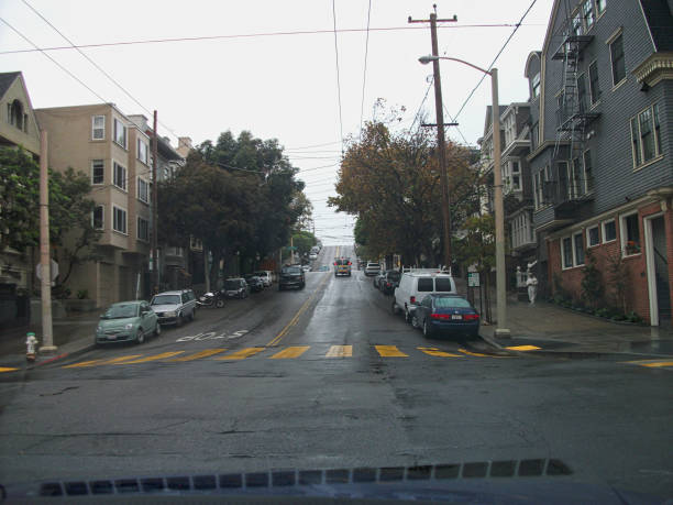 istock a street in san franciso 1172717587