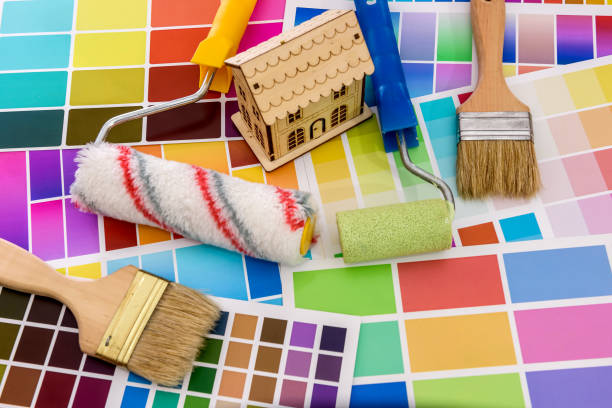 istock Color palette with painting tools close up 1172724801