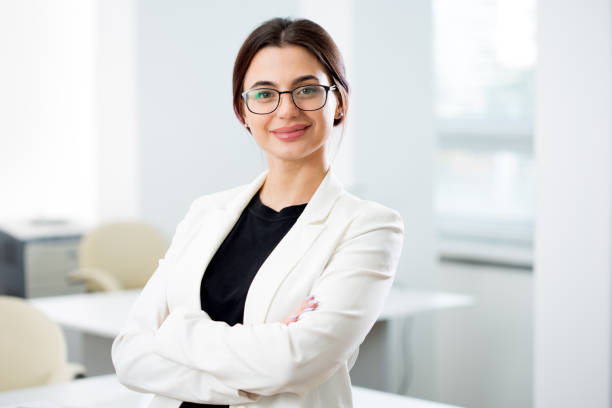 istock Young beautiful business woman 1172731840