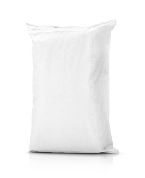 sacchetto di sabbia o sacco di tela di plastica bianca per riso o prodotto agricolo - sacco foto e immagini stock