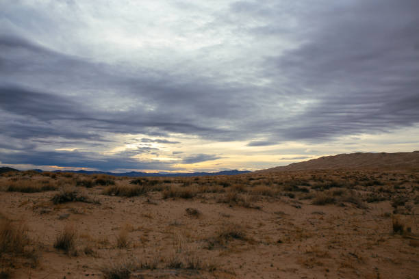 istock Mojave desert at dusk 1172758107