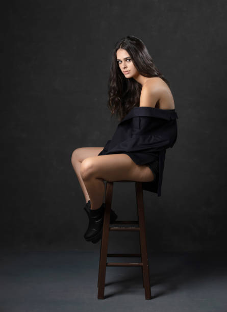istock Late teen studio portrait 1172779539