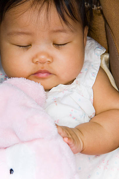 istock Baby Girl 117280636