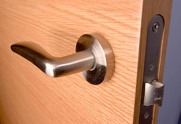 istock background wood door lock house 117286359