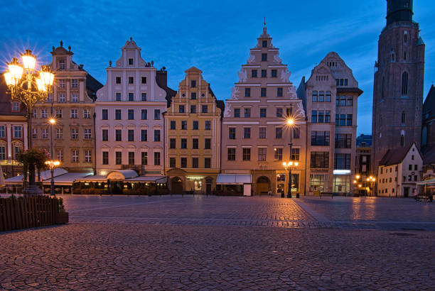 istock Old town city center in Wroclaw 1172903368