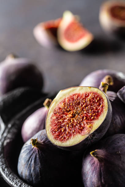 istock A few figs in a black bowl on an dark concrete table 1172904037