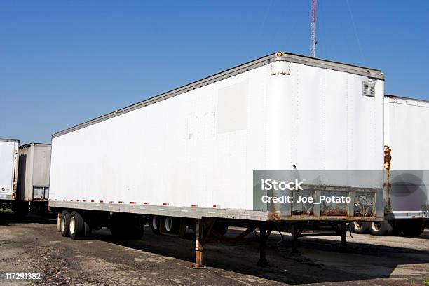 Trailer Stockfoto und mehr Bilder von Anhänger - Anhänger, Behälter, Blau