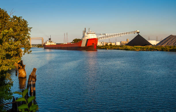 Detroit River Shipping