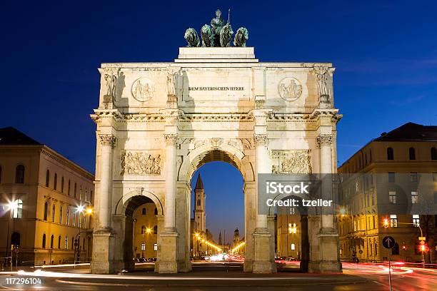 Victoria Puerta Munich Foto de stock y más banco de imágenes de Alemania - Alemania, Arco triunfal, Arquitectura