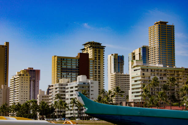 waikiki - hawaii islands tropical climate mountain residential structure imagens e fotografias de stock