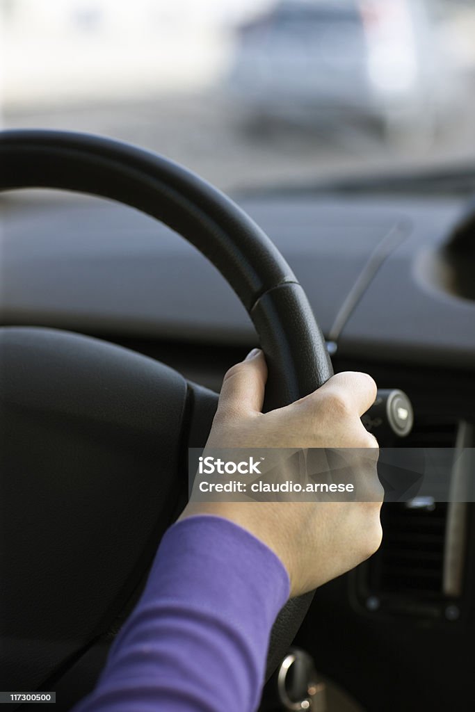 Conducteur d'un véhicule. Image en couleur - Photo de Conduire libre de droits