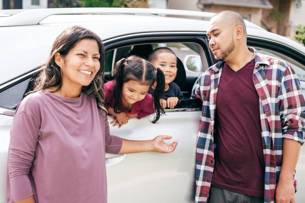 istock family travel plan 1173024048