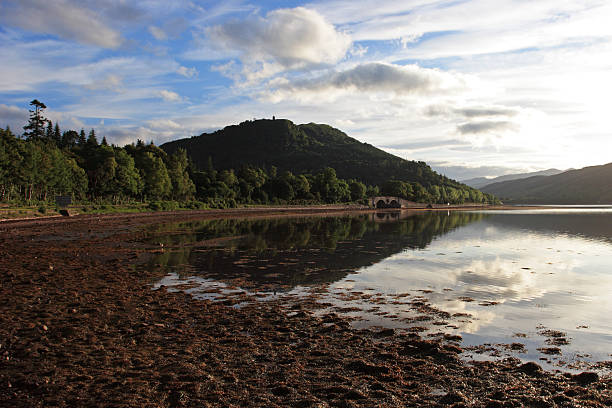 Sunrise on loch Fyne Sunrise on loch Fyne by Inveraray (Scotland, UK). loch fyne stock pictures, royalty-free photos & images