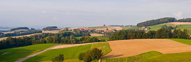 istock Hilltop Farming Village Panorama in Canton de Vaud 117303801