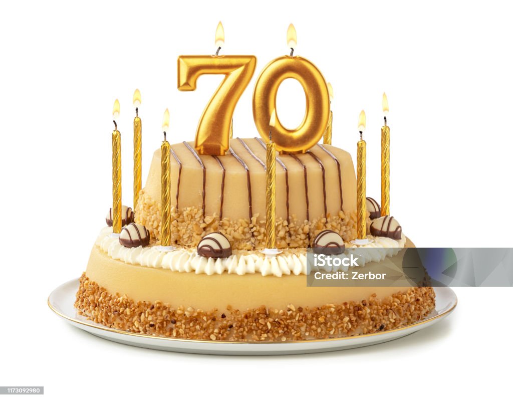 verraad Nadeel te binden Feestelijke Taart Met Gouden Kaarsennummer 70 Stockfoto en meer beelden van Getal 70 - Getal 70, Verjaardagstaart, Gebak - iStock verraad Nadeel te binden Feestelijke Taart Met Gouden Kaarsennummer 70 Stockfoto en meer beelden van Getal 70 - Getal 70, Verjaardagstaart, Gebak - iStock