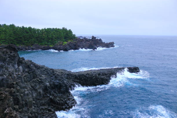 istock Daepo-dong, Sepulcity, Cliffs, Cliffs, Beaches, Coast, Coast, 1173100615
