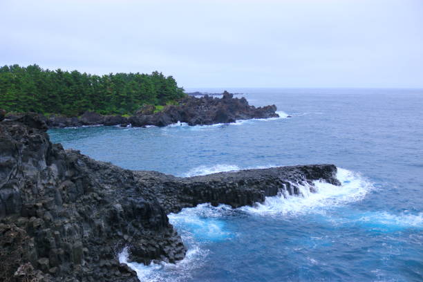 istock Daepo-dong, Sepulcity, Cliffs, Cliffs, Beaches, Coast, Coast, 1173100616